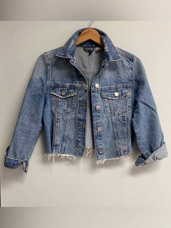 H&M Jackets & Blazers - H&M DIVIDED DISTRESSED DENIM JACKET - XS